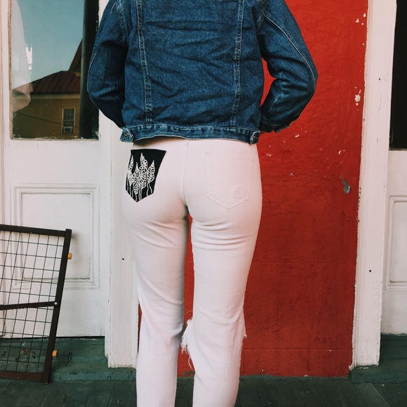 hand painted & hand distressed jeans - Picture 3 of 4